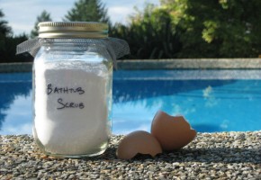 Quick and Easy Bathtub Scrub from NourishingJoy.com